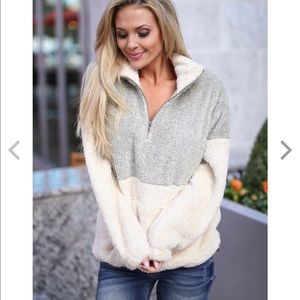 Gently used cozy Sweater pullover